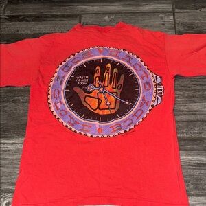 Vintage body glove Graphic T-Shirt with Unique Design medium 1992